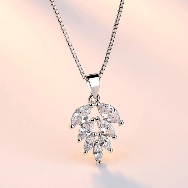 Collar de mujer con colgante D585 1