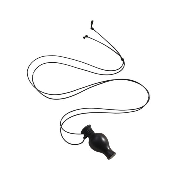 Collar de mujer con colgante de madera en forma de jarrón con cordón ajustable negro