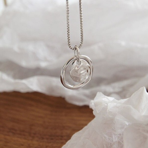 Collar de mujer con colgante G608 plateado