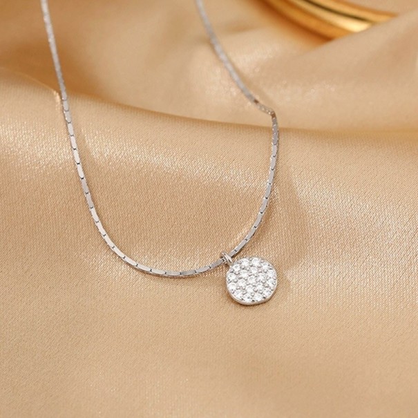 Collar de mujer con colgante redondo D479 plateado
