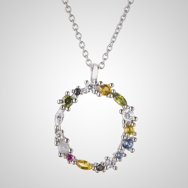 Collar de mujer con letras del alfabeto plateado O