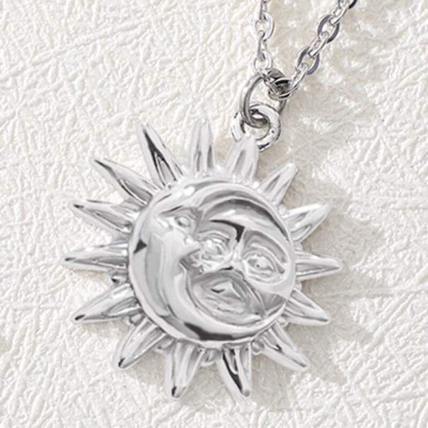 Collar de sol y luna para mujer D184 plateado