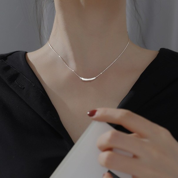 Collar de tubo para mujer dorado