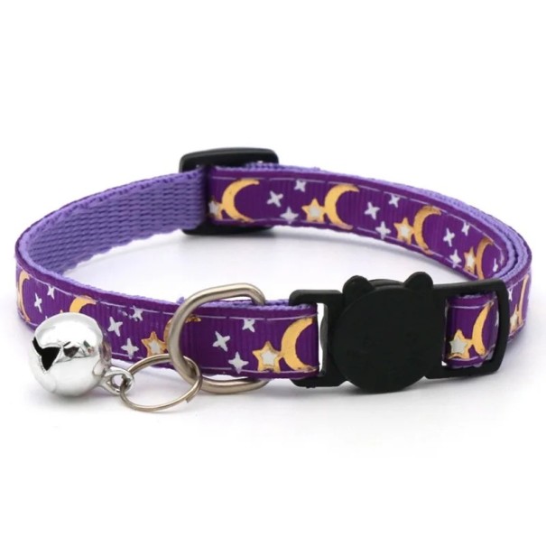 Collare regolabile per gatti con stelle e lune 23 cm Fibbia di sicurezza Campanellino Design sottile e comodo viola
