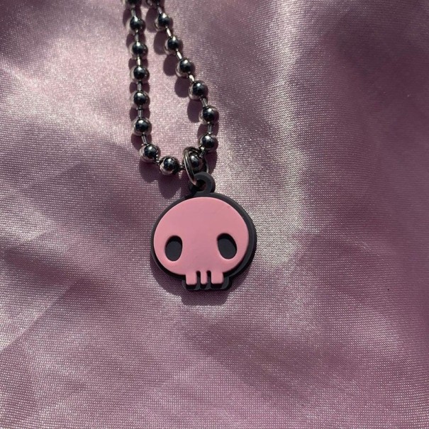 Collier avec crâne 1