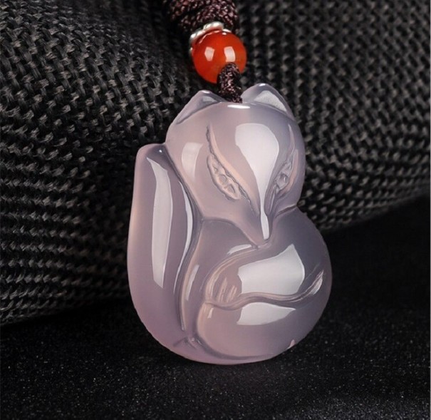 Collier avec renard rose clair