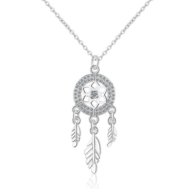 Collier féminin avec attrape-rêves 1