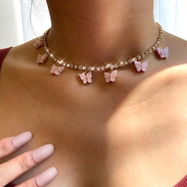 Collier féminin avec pendentifs D129 3