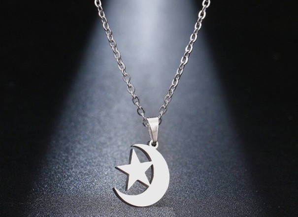 Collier femme avec étoile et lune D358 argenté
