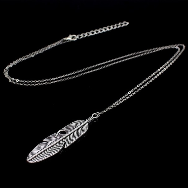 Collier femme plume argenté