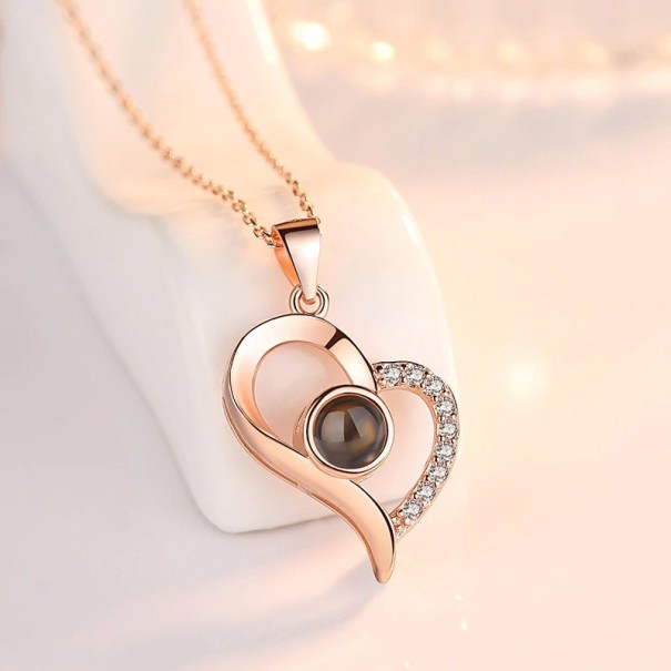 Collier pour femme avec cœur D224 vieux rose