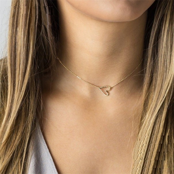 Collier pour femme avec cœur M61 1