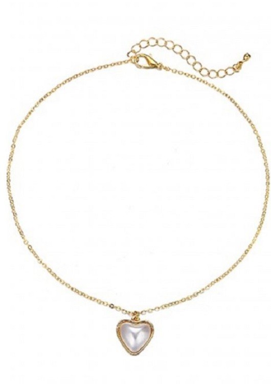 Collier pour femme avec un cœur en perles 1
