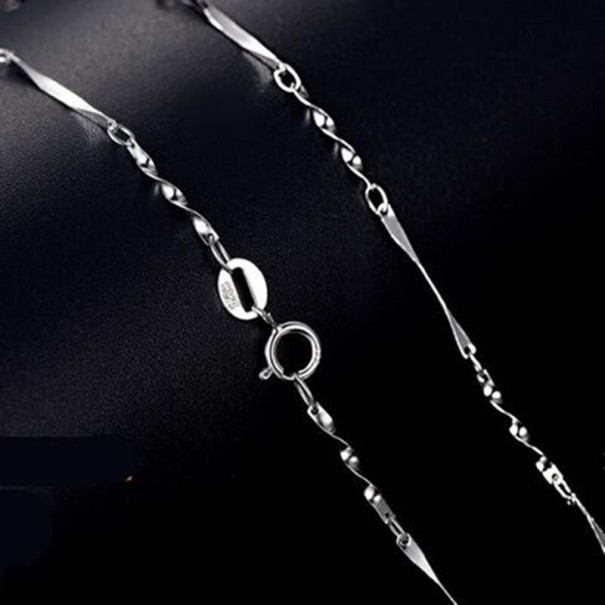 Collier pour femme en métal argenté 5