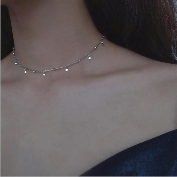 Collier pour femmes avec des cercles M108 1