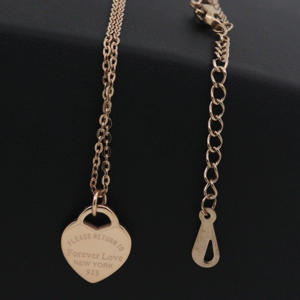 Collier pour femmes avec pendentif en forme de cœur D179 vieux rose