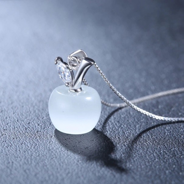 Collier pour femmes avec pomme D402 blanc