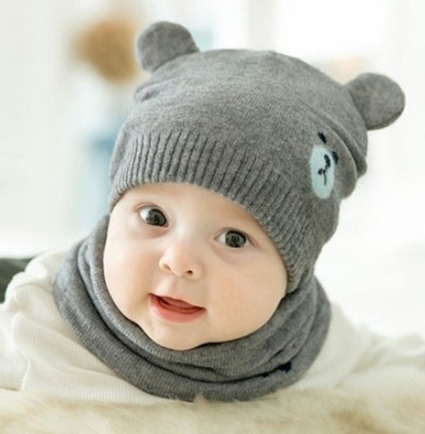 Conjunto de 2 gorros y pañuelos infantiles gris
