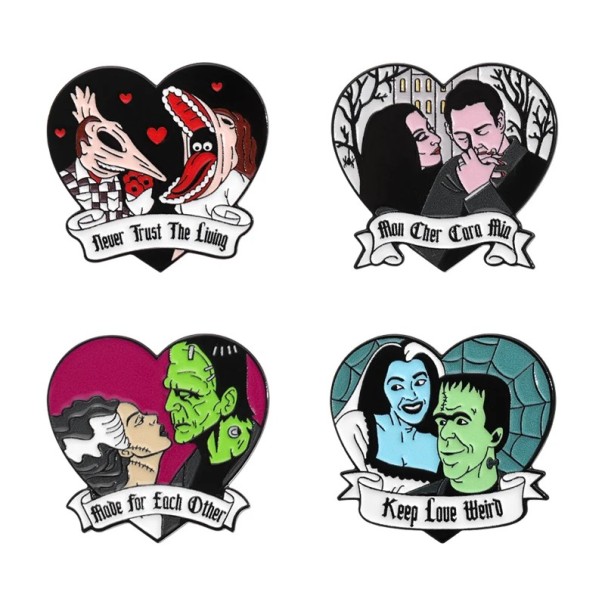 Conjunto de 4 pins metálicos de casais de horror em forma de coração aproximadamente 2,8 x 2,8 cm pins distintivos motivos multicoloridos com inscrições acessório 1