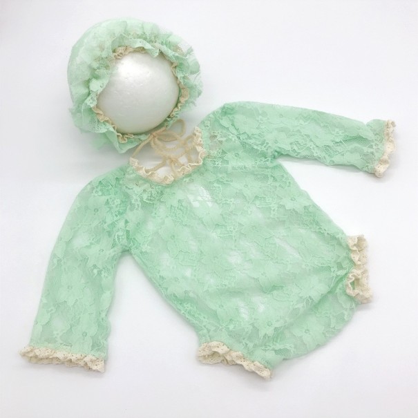 Conjunto de recém-nascido de gorro e body verde claro