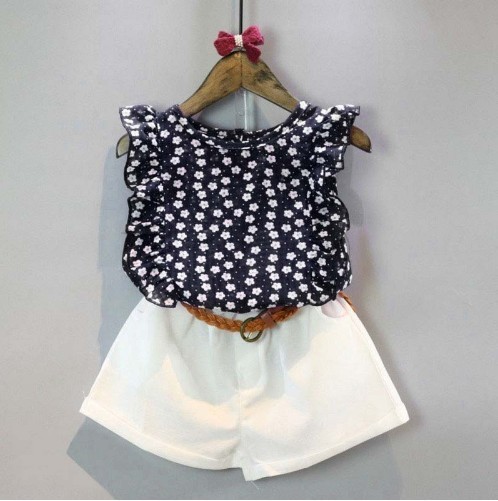 Conjunto elegante para niñas: top y pantalones cortos 3