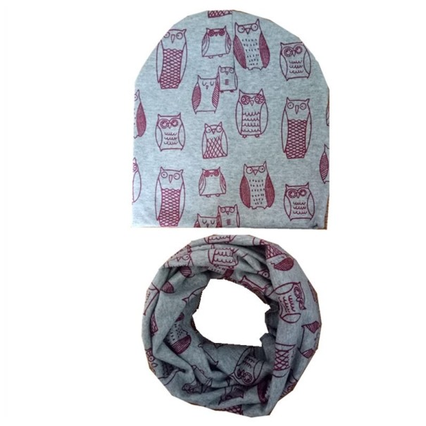 Conjunto infantil de gorro y bufanda con búhos gris