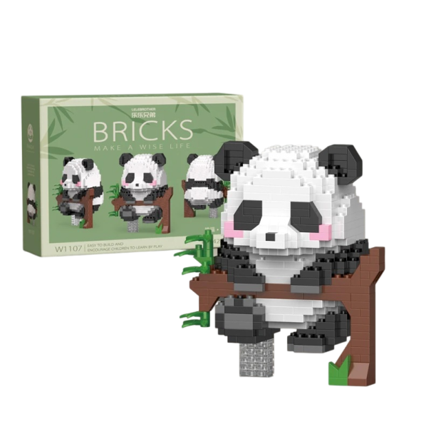 Construcción infantil de panda adorable sentada en una rama de árbol sosteniendo bambú verde, 428 piezas del rompecabezas, construcción creativa y divertida 1