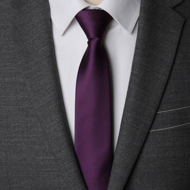 Corbata de hombre T1221 morado oscuro