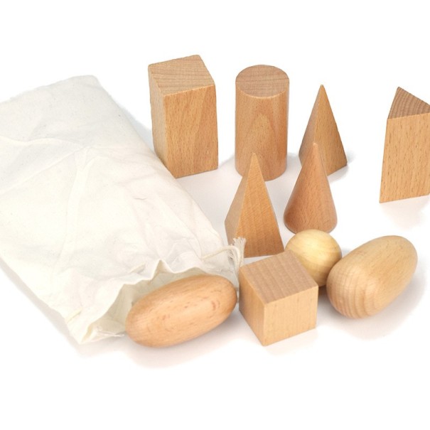Corps géométriques en bois 1