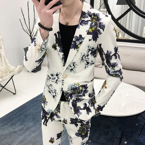 Costum bărbătesc cu flori alb XXS