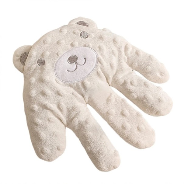 Coussin apaisant pour bébé 26 x 24 cm en forme d&#39;ourson, aide à la pression pour tout-petits avec paumes et télécommande, coton et polyester beige
