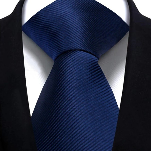 Cravate unie élégante 146 x 8 cm Cravate classique pour homme Accessoire stylé pour costume Cravate pour occasions formelles et informelles bleu foncé
