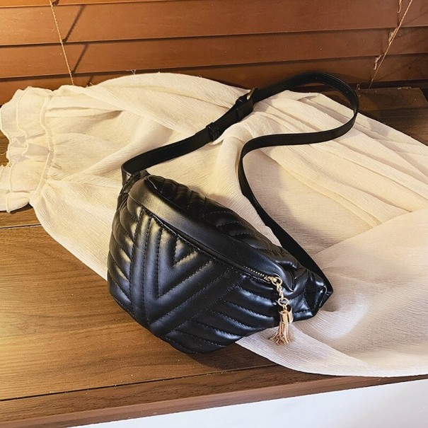 Crossbody-taske til kvinder M1070 sort
