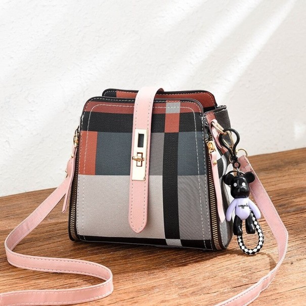 Crossbody-taske til kvinder M1442 rosa