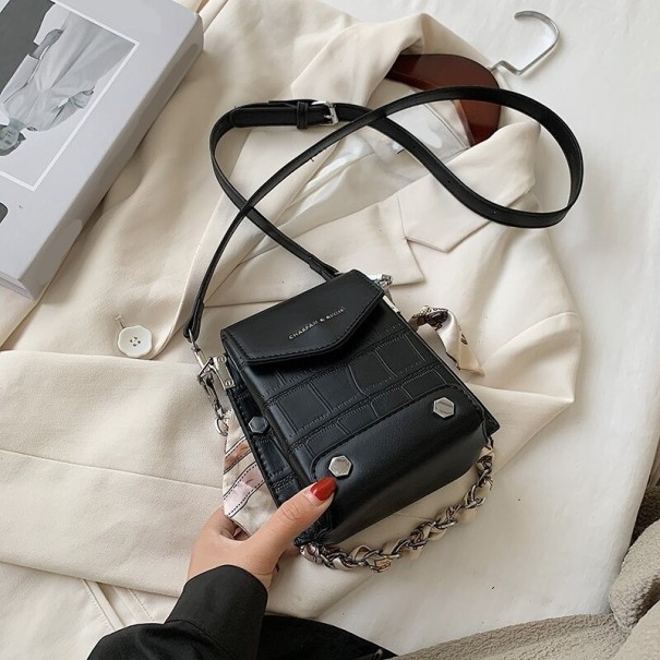 Crossbody-taske til kvinder M1494 sort
