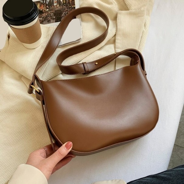 Crossbody-taske til kvinder M1686 brun