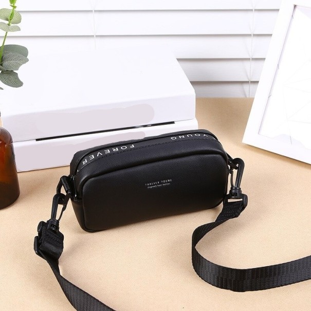 Crossbody-taske til kvinder M1778 sort