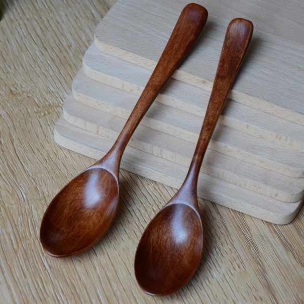 Cuillère en bois C210 1