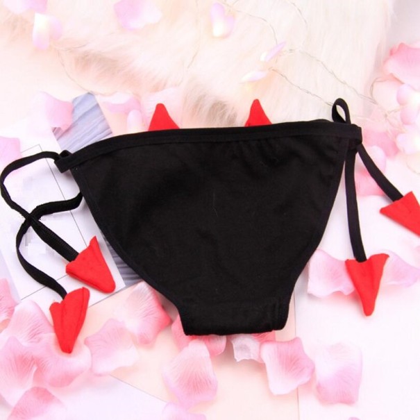 Culottes avec des queues de démon noir