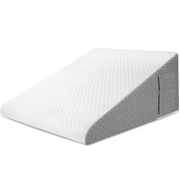 Cuscino triangolare rialzato a forma di cuneo in schiuma viscoelastica Traspirante Ortopedico Supporto per testa e gambe Reflusso Relaxazione Sonno Post-operatorio 50x50x26 cm 1