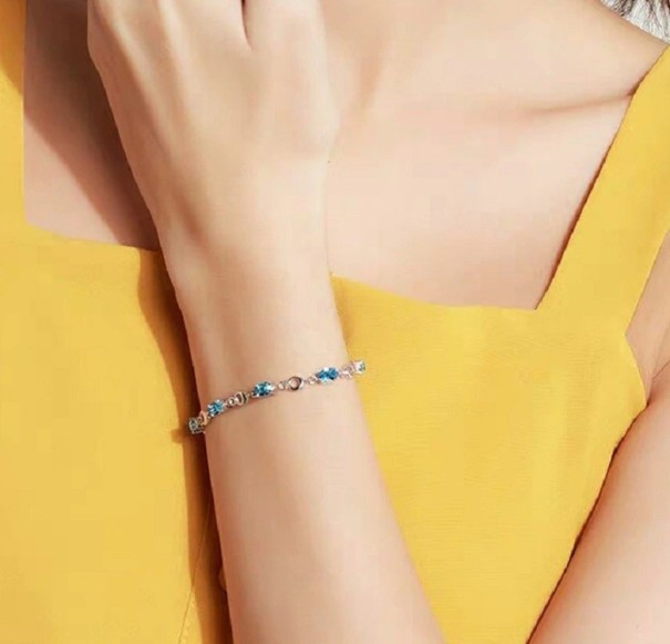 Damarmband med stenar P137