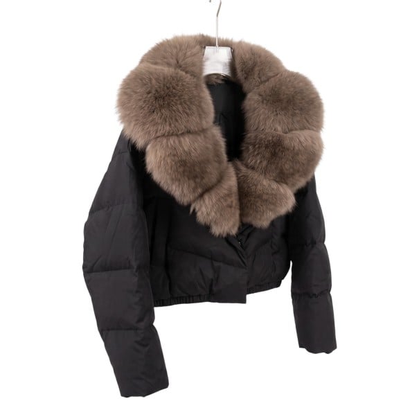 Dame kort vinter dunjakke med stort krave af ægte pels og lange ærmer i løs pasform sort til frost S