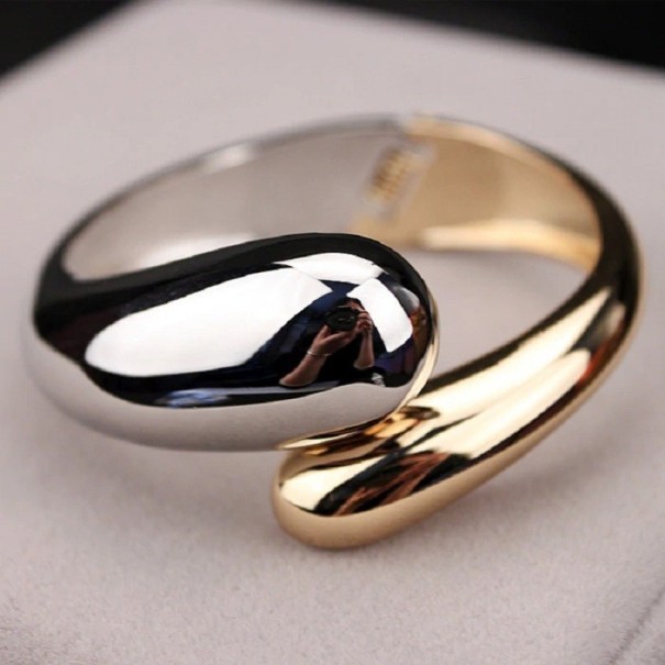 Dame massivt armbånd H377 1