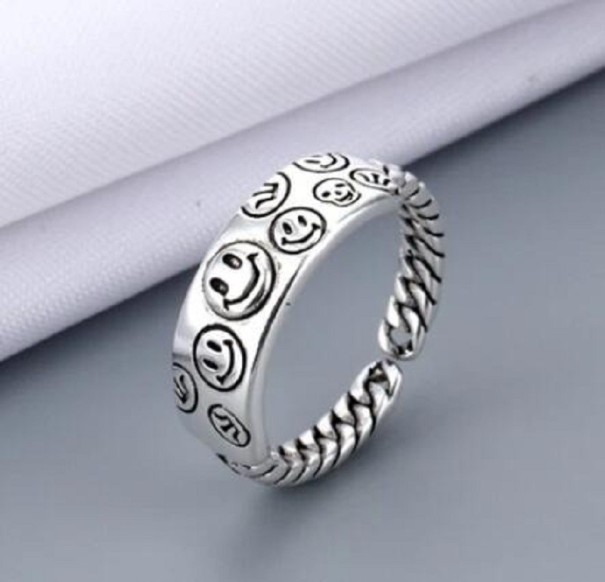 Dame ring med smilende ansigt D2416 1