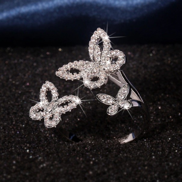 Dame ring med sommerfugle D2268 1