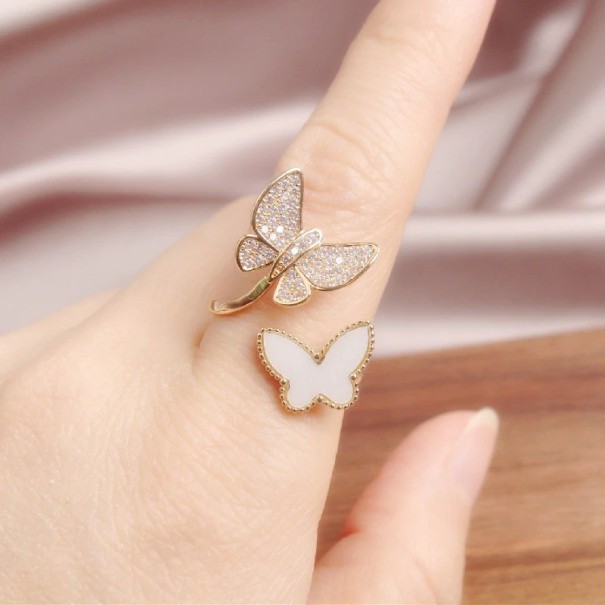 Dame ring med sommerfugle D2955 1