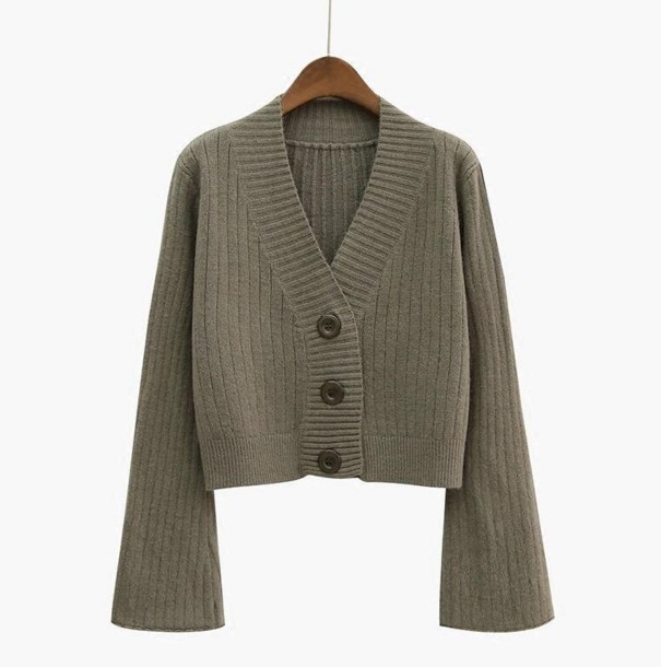 Dame sweater med knapper A2937 armygrøn