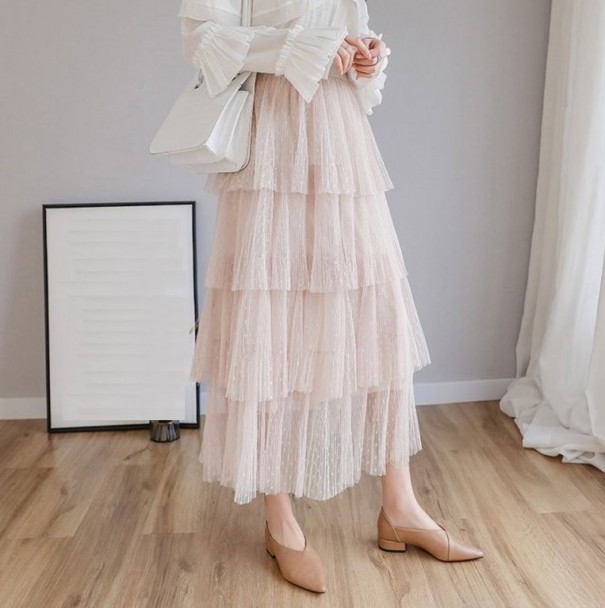 Dame tylnederdel med polkaprikker beige S