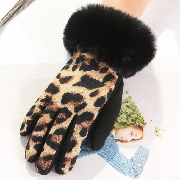 Dame vinterhandsker med leopardprint 4