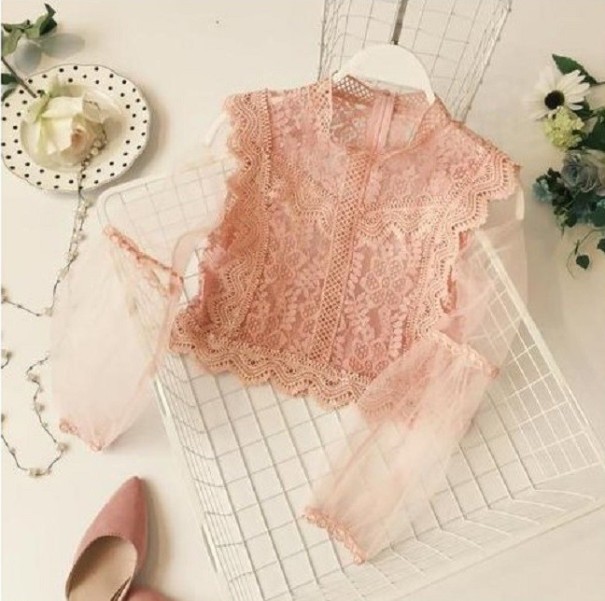 Damebluse med gennemsigtige ærmer rosa